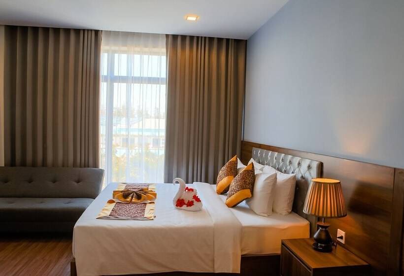 هتل Ivory Phu Yen