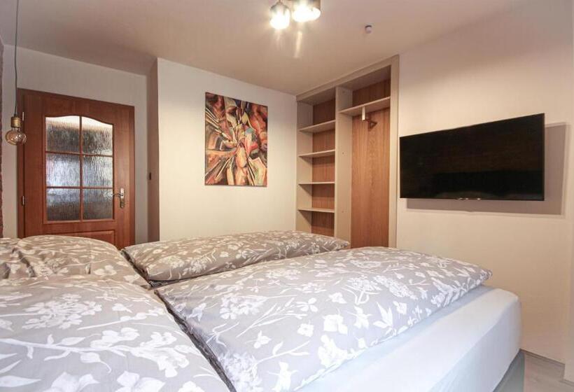 호텔 Jez&spi Sušice