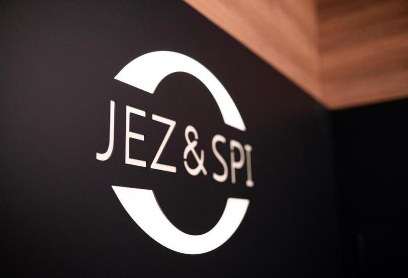 호텔 Jez&spi Sušice