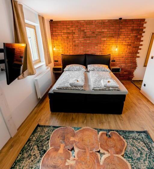 호텔 Jez&spi Sušice