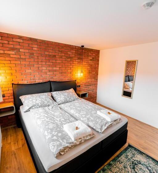 호텔 Jez&spi Sušice