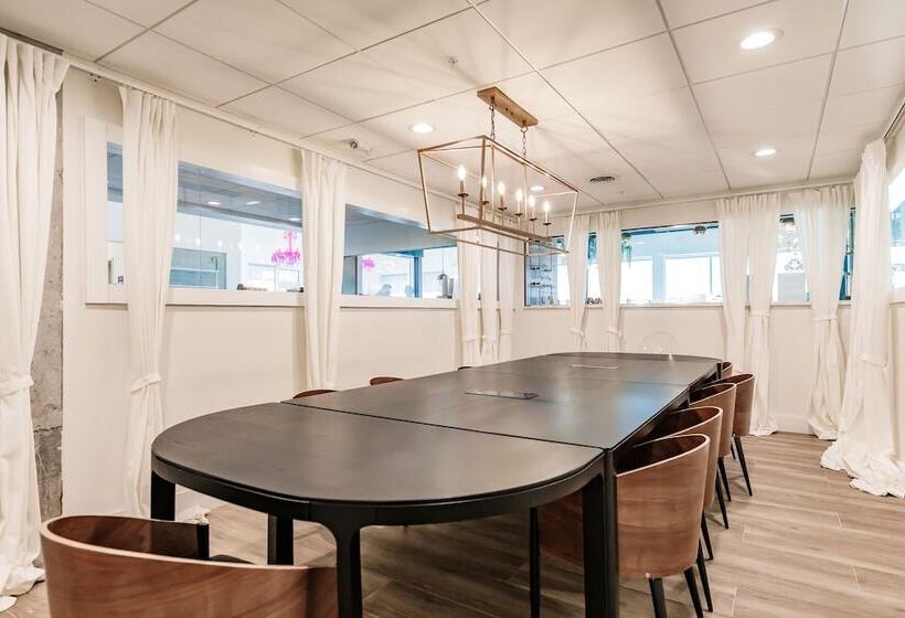 Kompose Boutique Hotel Sarasota