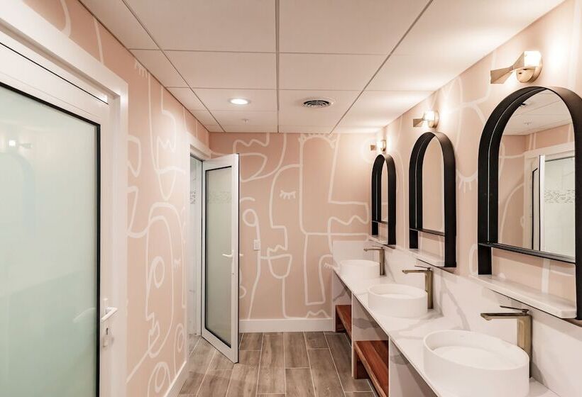 Kompose Boutique Hotel Sarasota