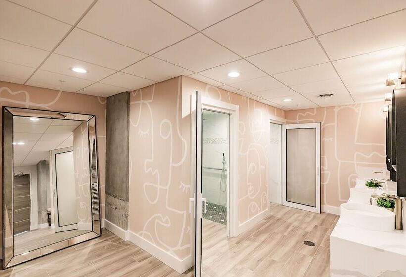 Kompose Boutique Hotel Sarasota