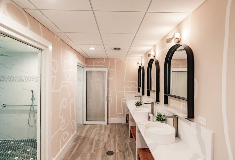 Kompose Boutique Hotel Sarasota