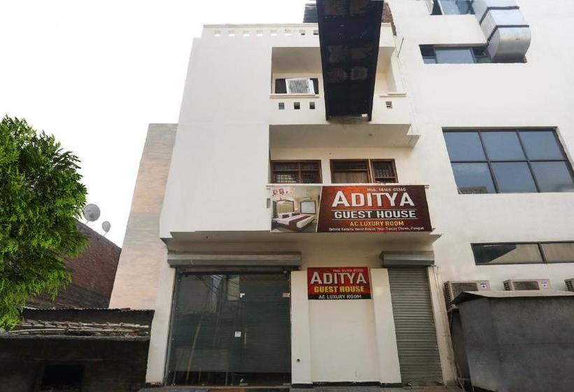 Отель Oyo 76202 Aditya Guest House