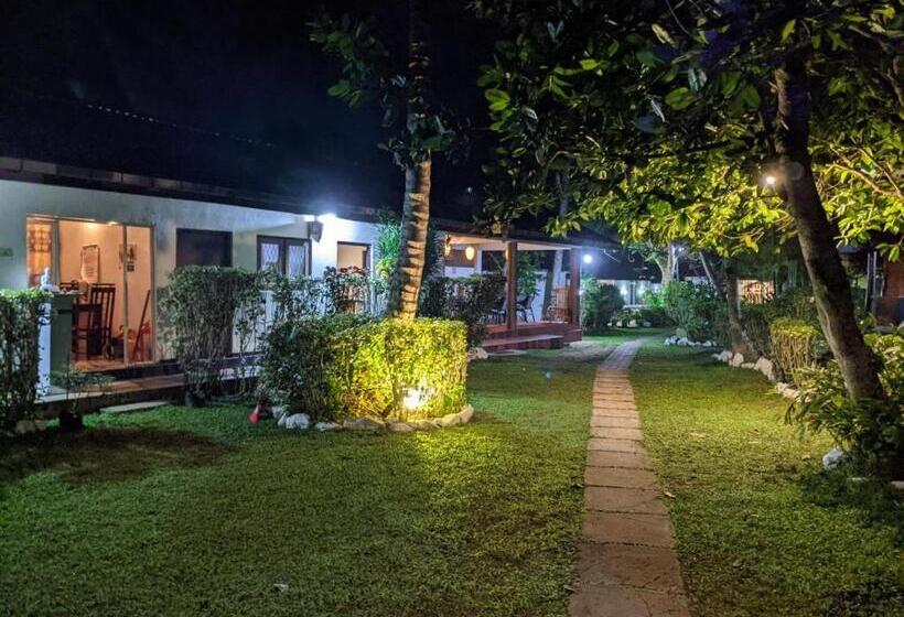 호텔 Paradise Bungalow