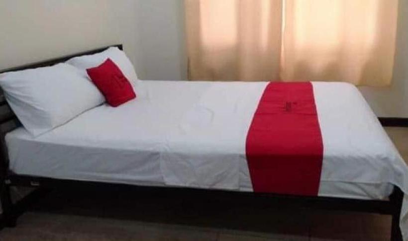 فندق Reddoorz Premium @ Paseo Verde Las Pinas