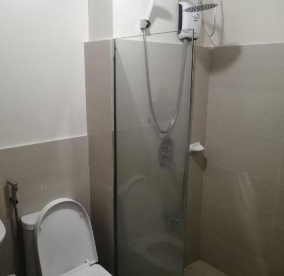 فندق Reddoorz Premium @ Paseo Verde Las Pinas