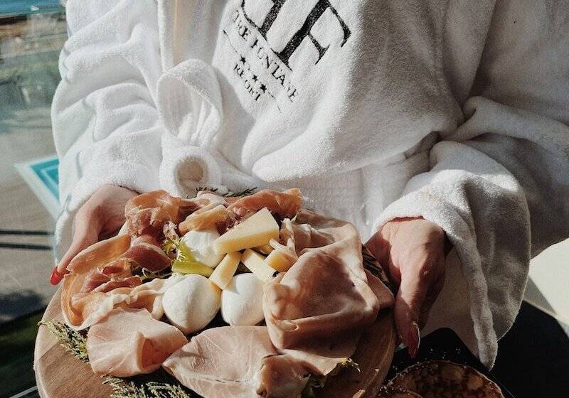 בית מלון כפרי & Resort Tre Fontane Luxury