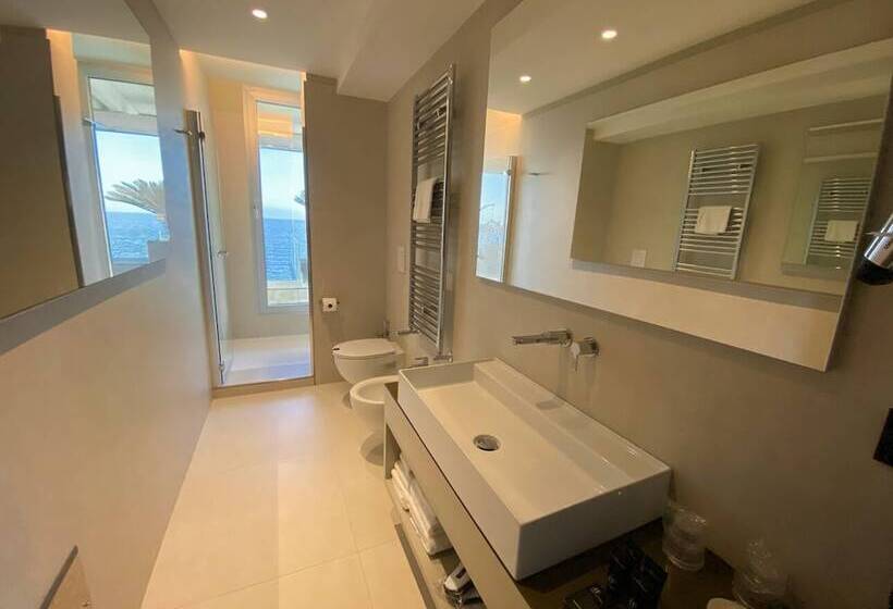 בית מלון כפרי & Resort Tre Fontane Luxury