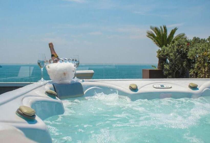 בית מלון כפרי & Resort Tre Fontane Luxury