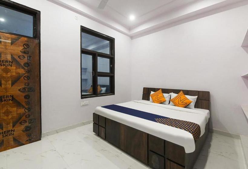 فندق Spot On 74614  Radhika Palace