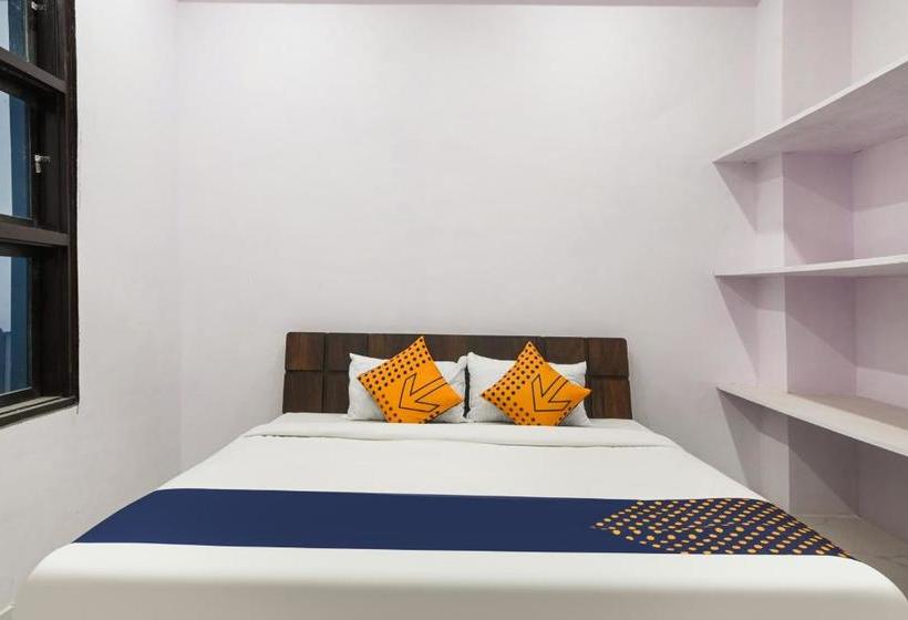 فندق Spot On 74614  Radhika Palace