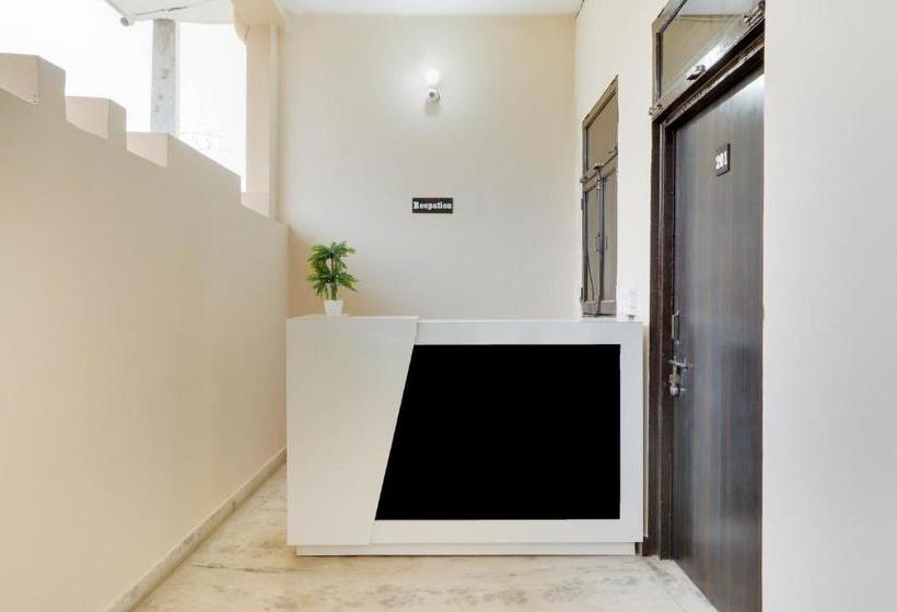 בית מלון כפרי Spot On 76176  Royal Palace