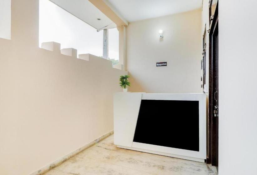 בית מלון כפרי Spot On 76176  Royal Palace