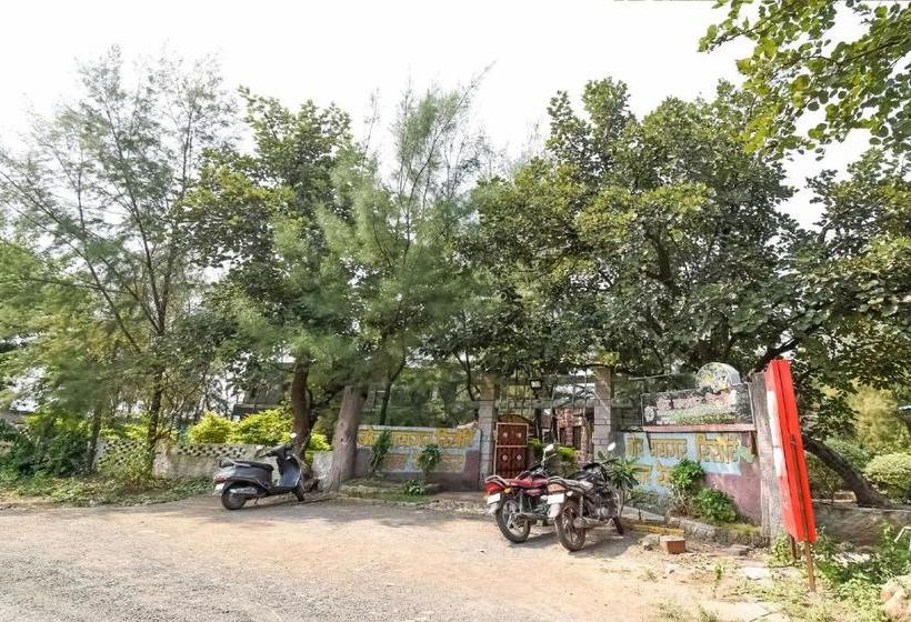 호텔 Spot On 76306 New Bor Tiger Resort