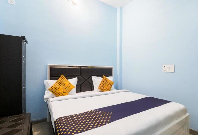 Hotel Spot On 76550 Golden Light