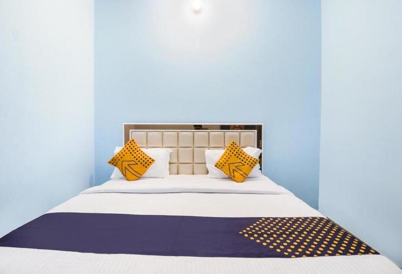 Hotel Spot On 76550 Golden Light