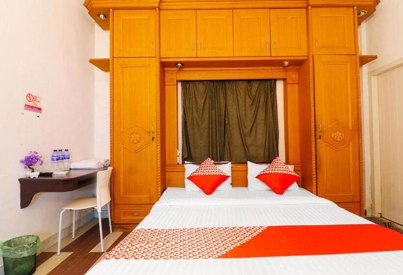 호텔 Steze Guest House Syariah Redpartner