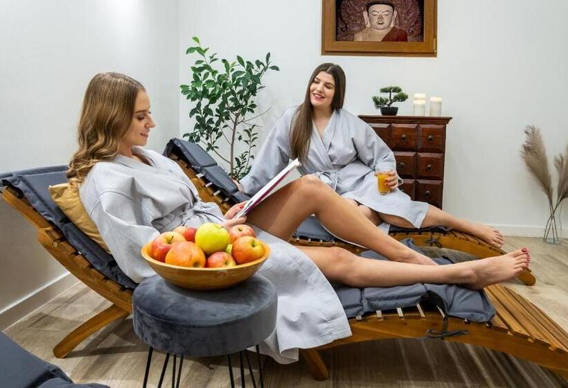 Minaret Residence & Relax Pécs