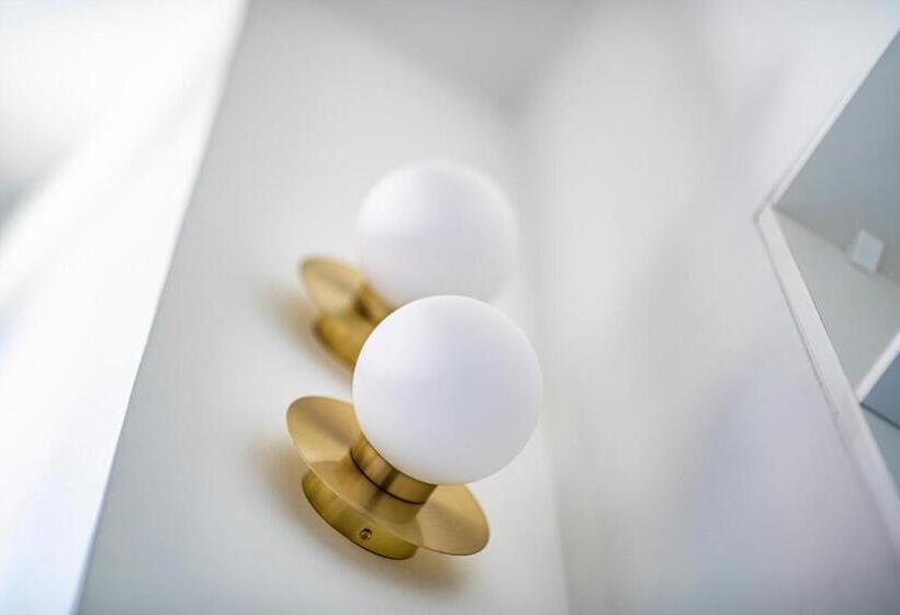 Monsieur Miot Concept Hotel   Bastia Centre