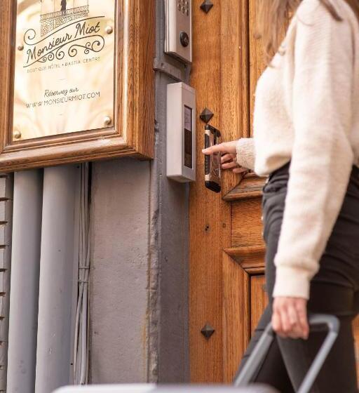 Monsieur Miot Concept Hotel   Bastia Centre