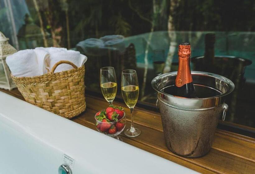 بنسيون Discovery Canyon