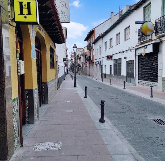 ペンション H Los Rafaeles