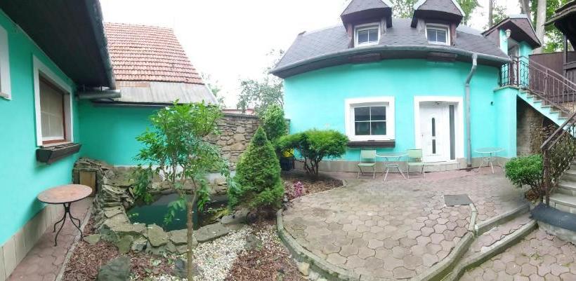 بنسيون Na Hradbách