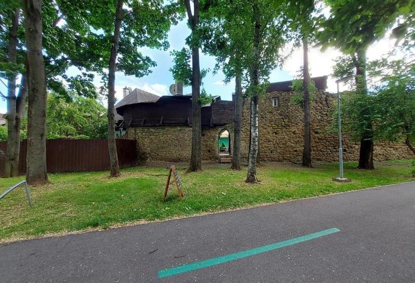 بنسيون Na Hradbách