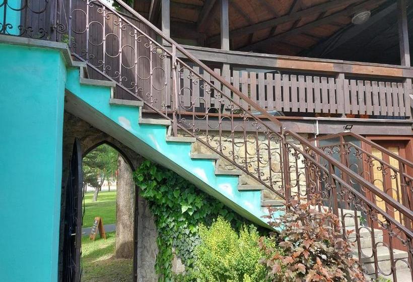 بنسيون Na Hradbách