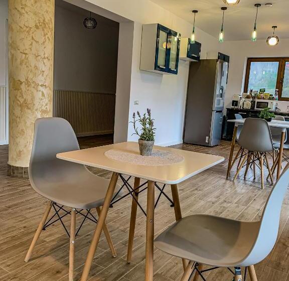 بنسيون Transylvania Mountain View Cdi