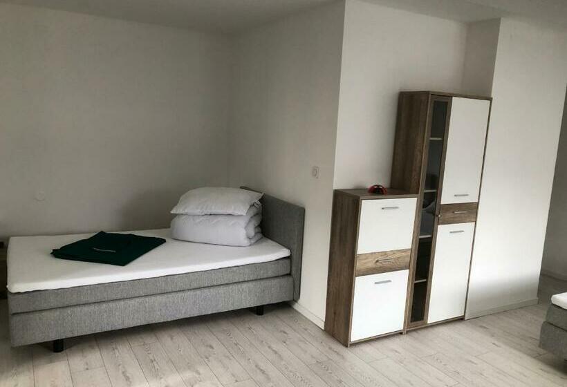 بنسيون Appartement Willa Chez Willi