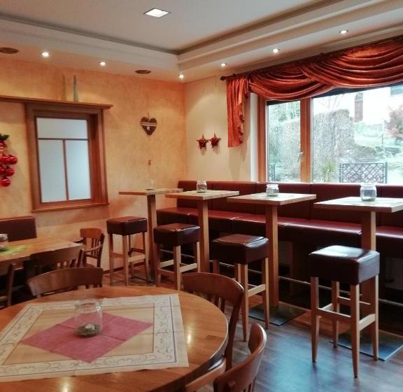 ペンション Zur Mosel