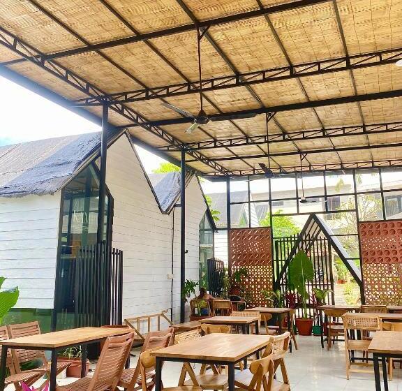 The Jungle Hostel Canggu