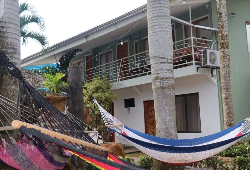 فندق صغير Arenal Poshpacker