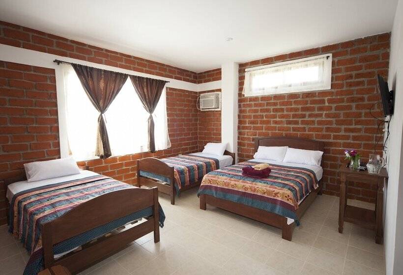 Общежитие Hostería Pororoca Inn