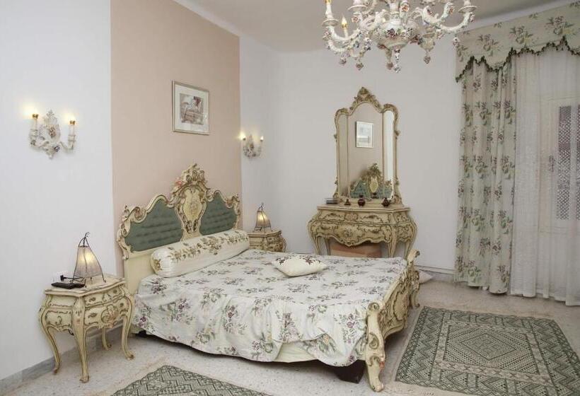 تختخواب و صبحانه Dar Henani