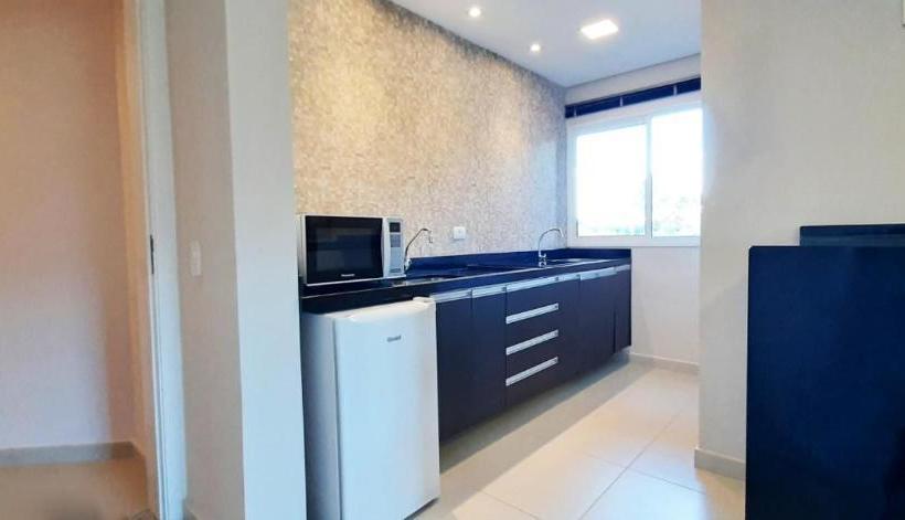 فندق Residencial Dona Clara