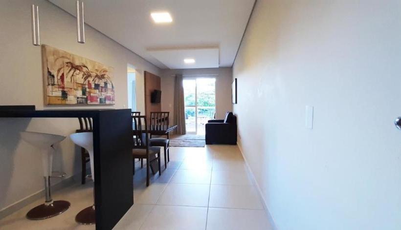 فندق Residencial Dona Clara