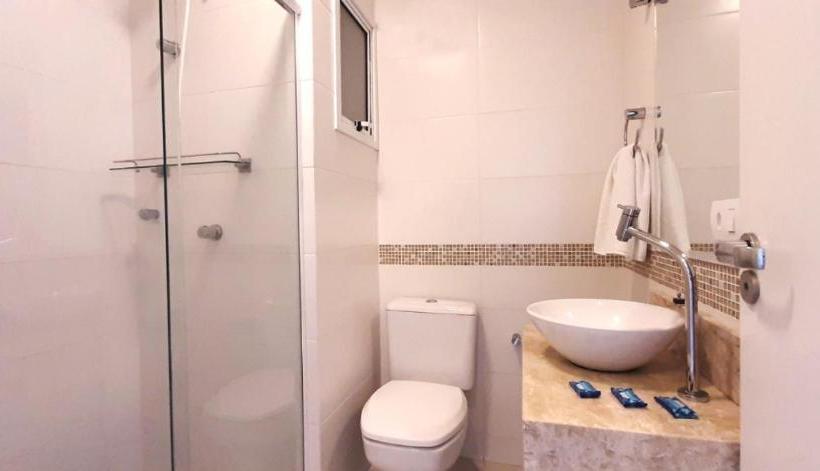 فندق Residencial Dona Clara