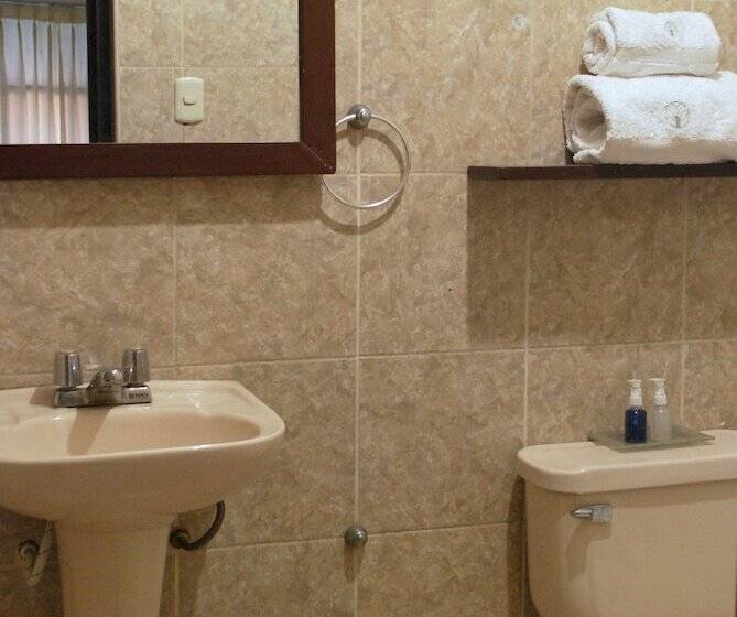 هتل Boutique La Plazuela