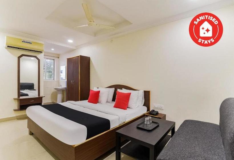 בית מלון כפרי Capital O 49041  Shri Balaji Residency