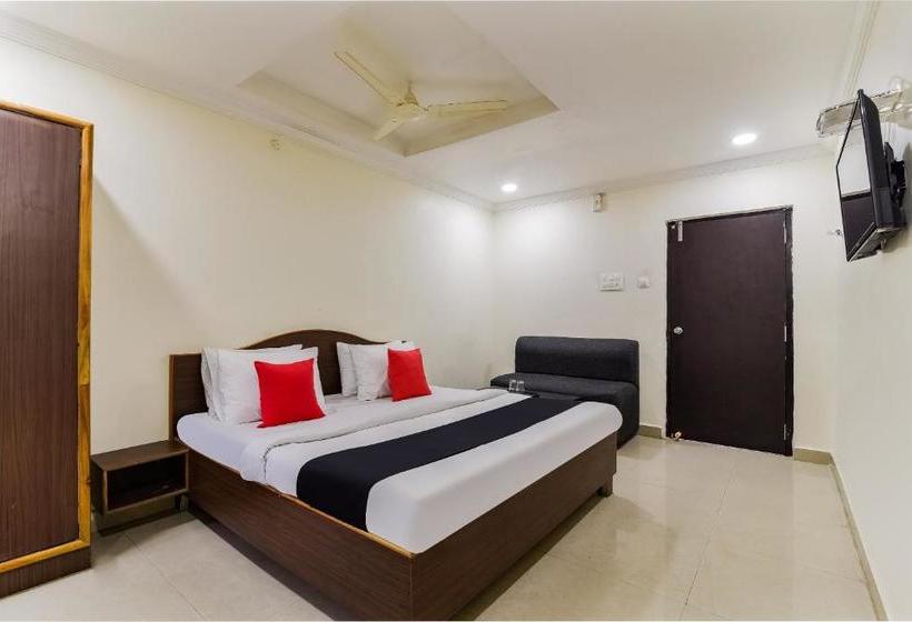 בית מלון כפרי Capital O 49041  Shri Balaji Residency