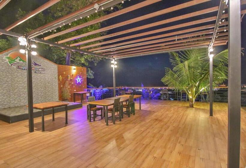 酒店 Happy Mountain Airport Resort