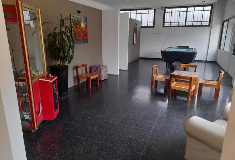 Отель Oasis Gran