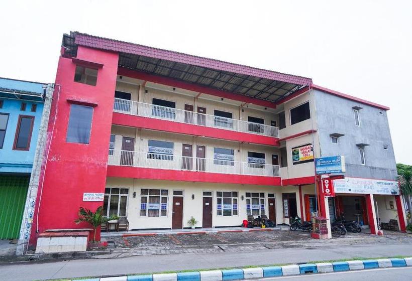 Отель Oyo 2612 Pondok Rizqi Syariah