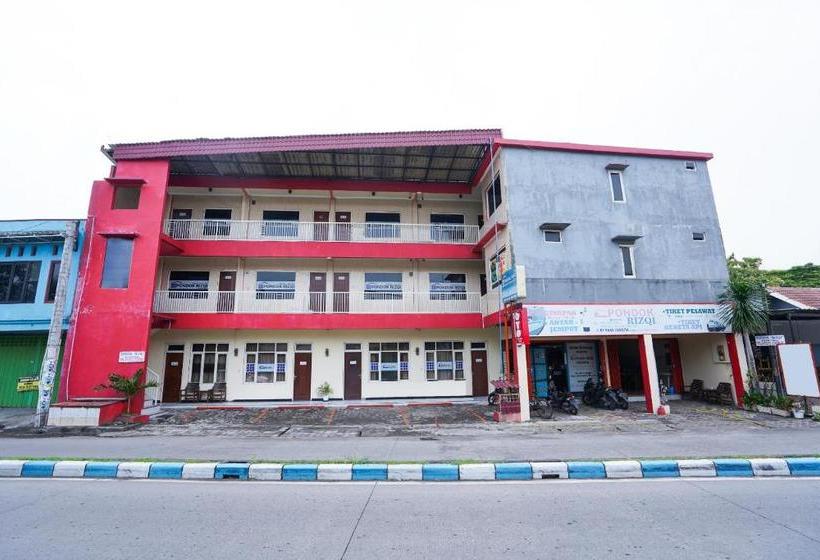 Отель Oyo 2612 Pondok Rizqi Syariah