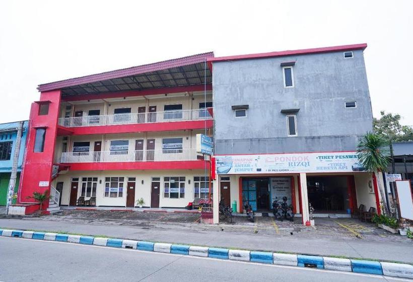 Отель Oyo 2612 Pondok Rizqi Syariah